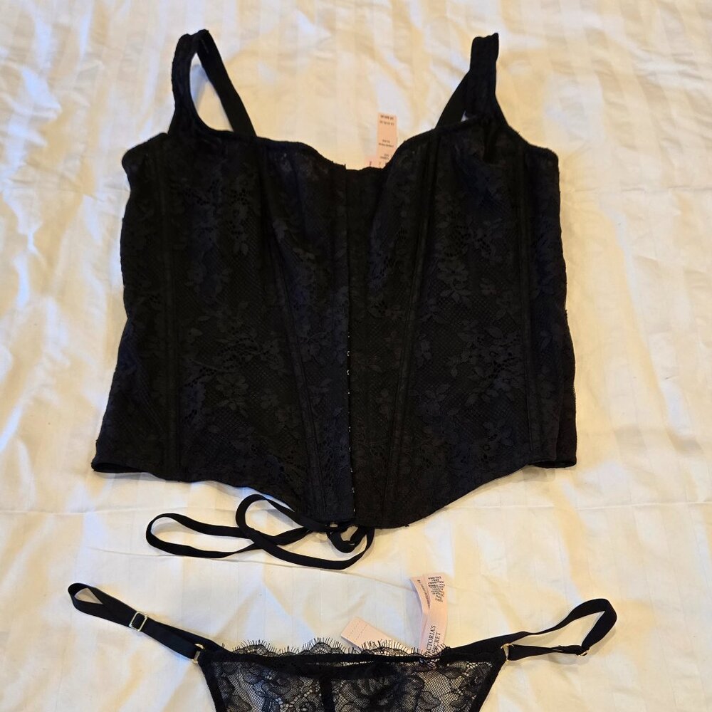 Victoria's Secret XL Lace Corset with straps black with g-string